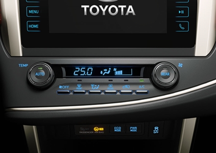 Toyota Innova 2.0V